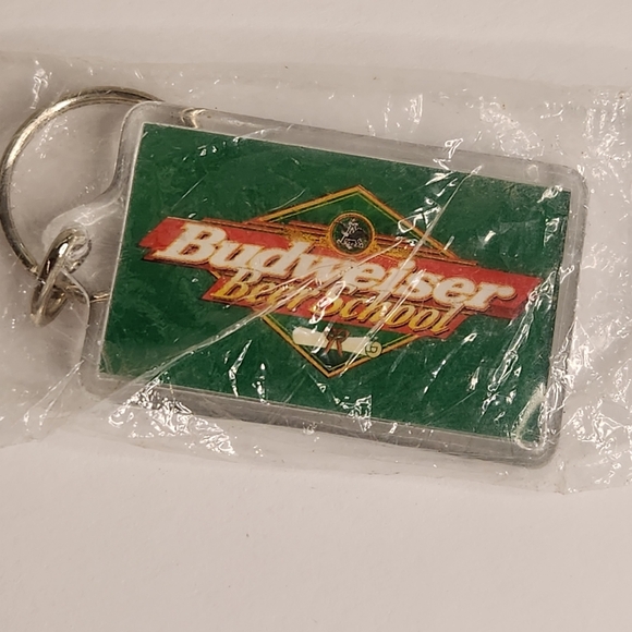 2/$30 Vintage Lot of Budweiser Bud Bud Light Ice Draft Beer Key Chains Keychains - Picture 6 of 9